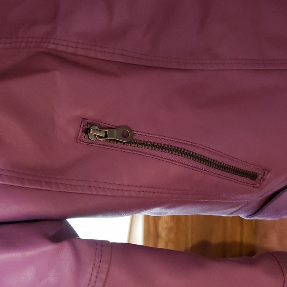 Women's Faux Leather Jacket in Violet. Purple Moto Jacket. NWT. XL.Express.Biker - Picture 7 of 9